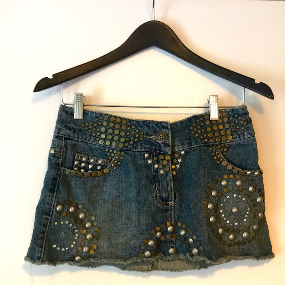 Studded denim skirt